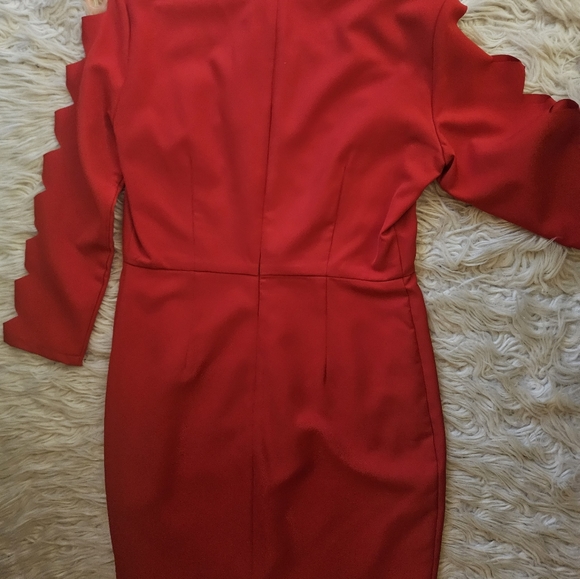 Lulus Medium red dress, soft and luxury ❤️ - Picture 5 of 6